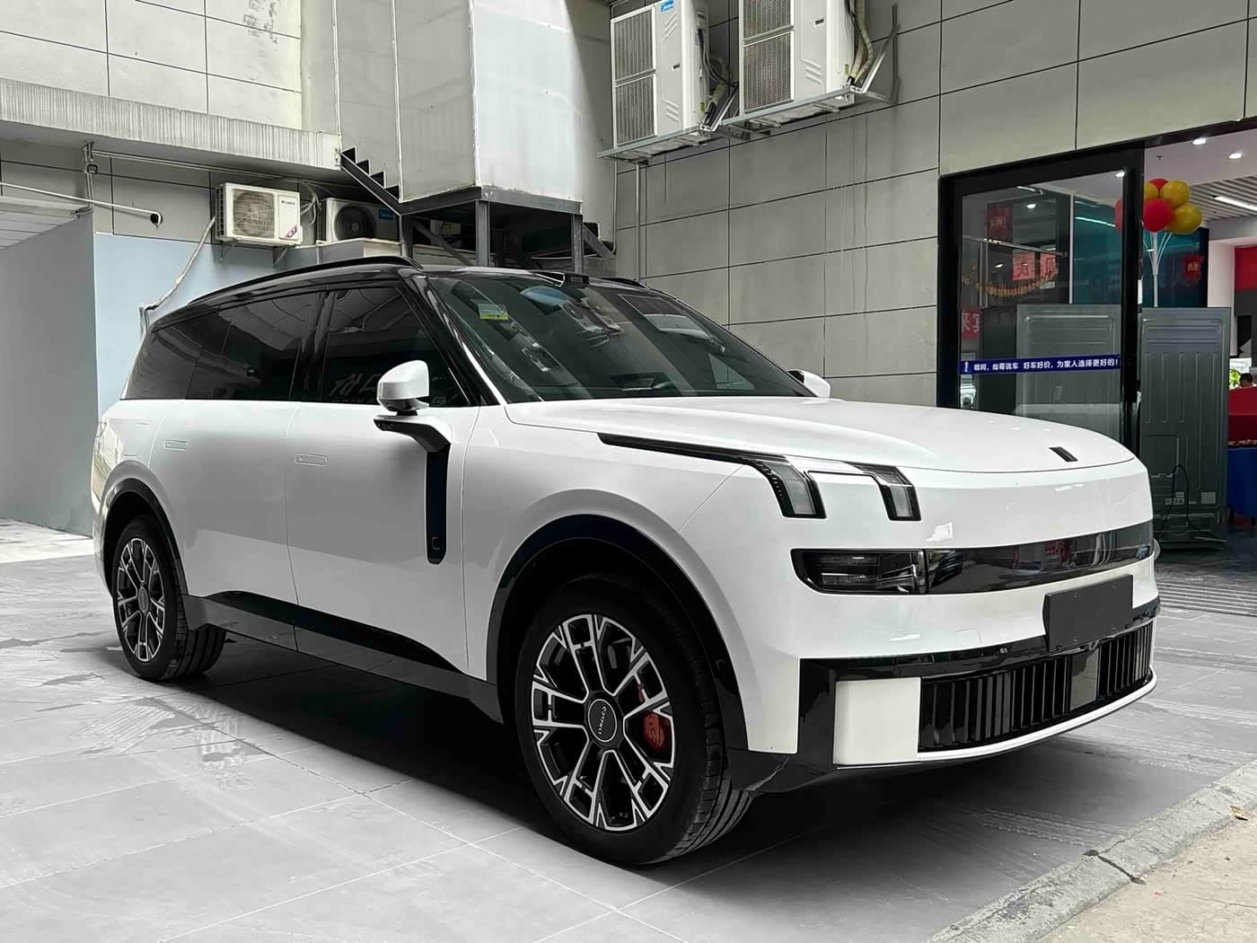2025 Lynk & Co 900 White, 41,300 km, China export – photo 19