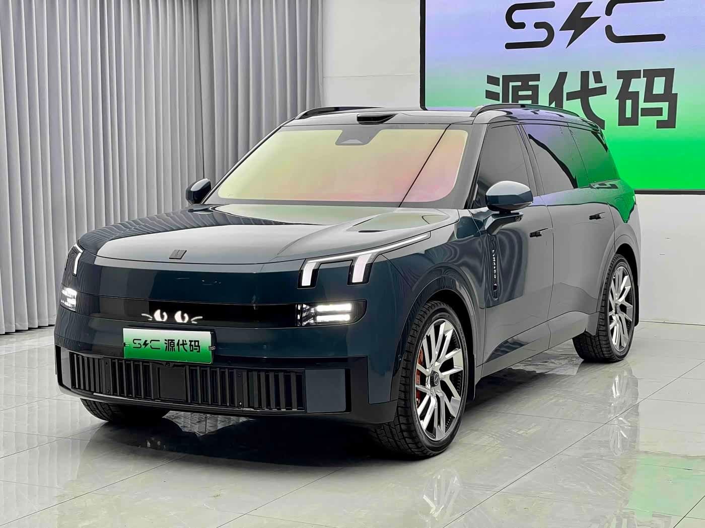 2025 Lynk & Co 900 Blue, 9,000 km, China export – photo 1