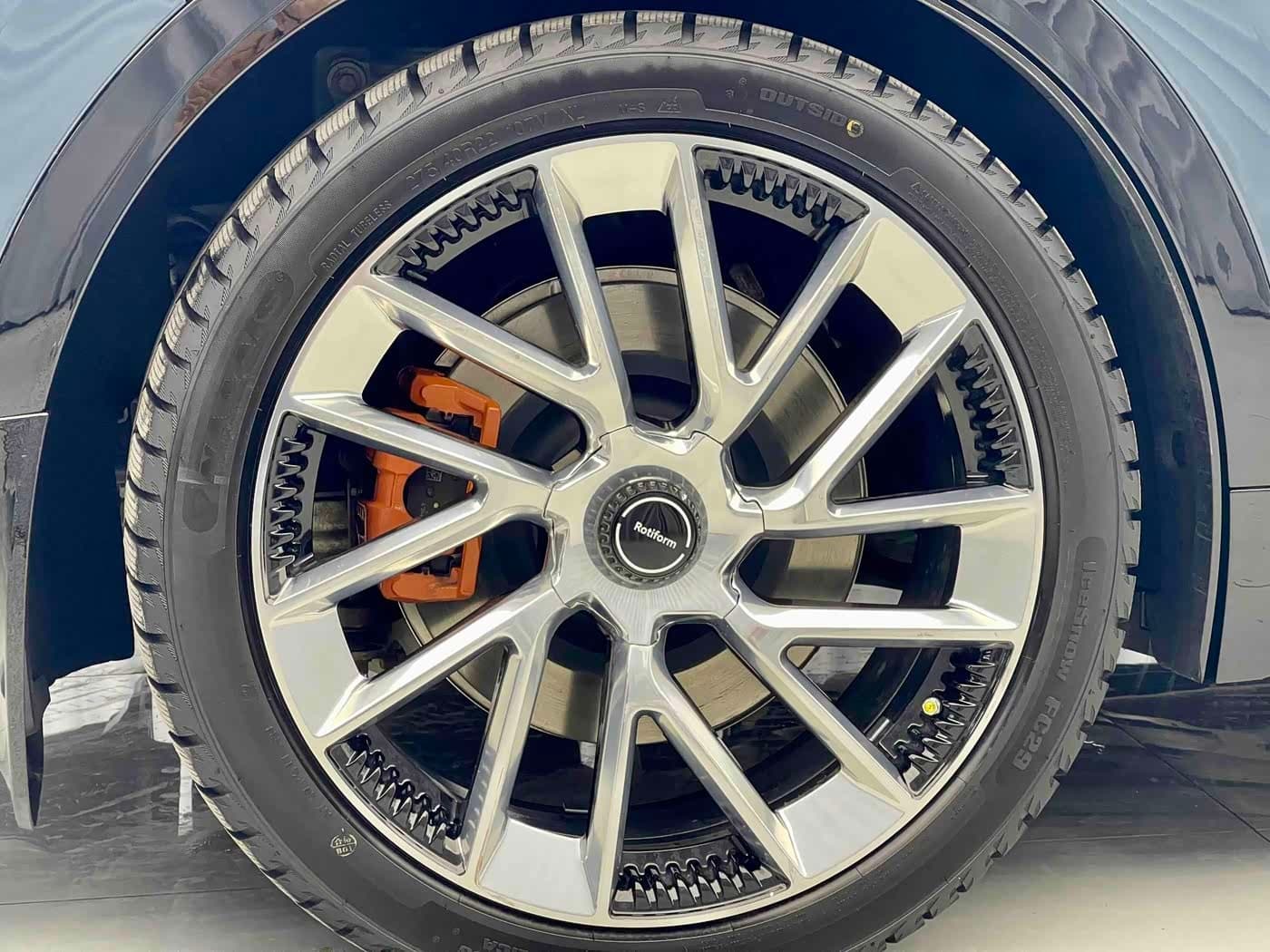 2025 Lynk & Co 900 Blue, 9,000 km, China export – photo 18
