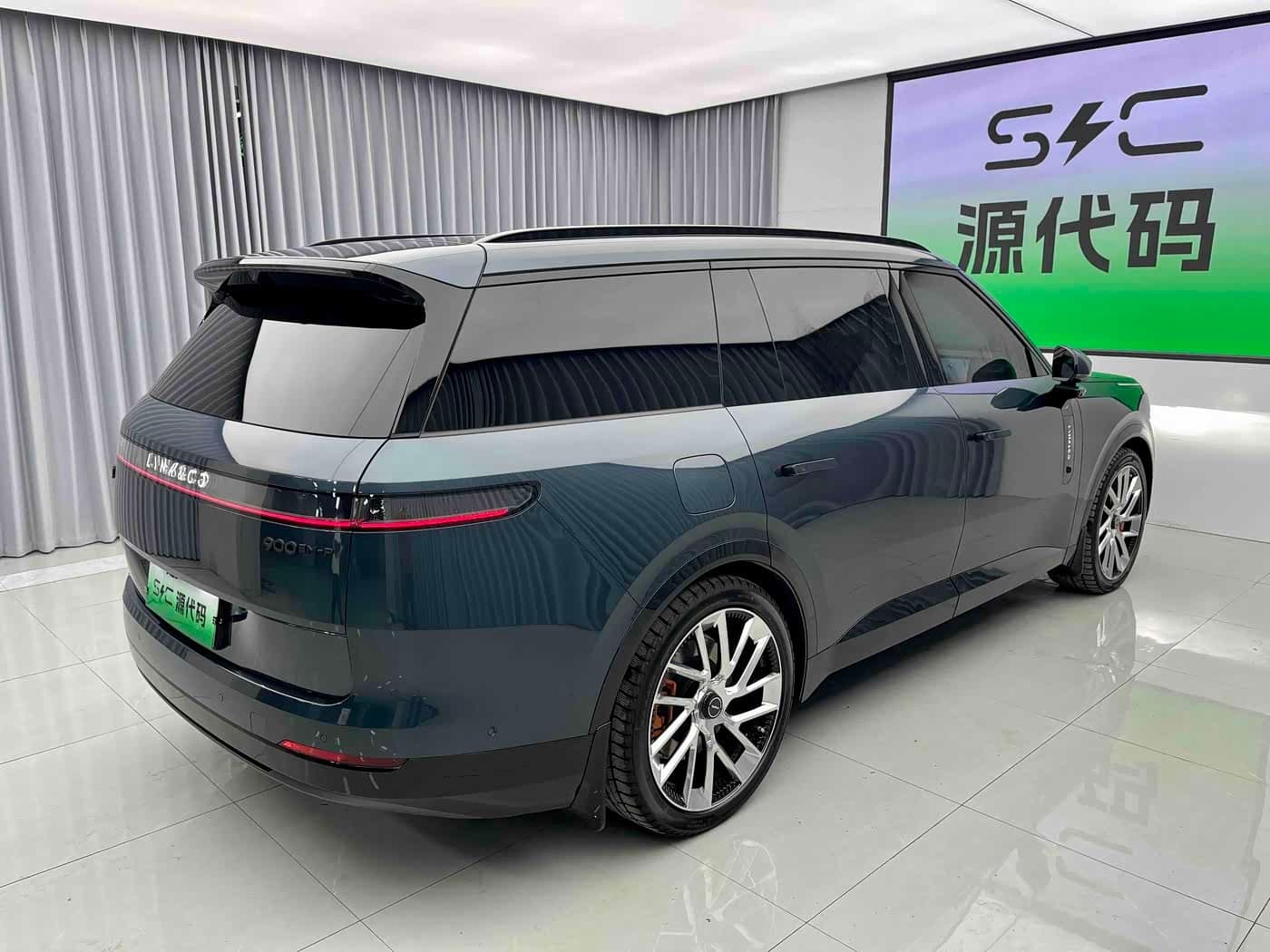 2025 Lynk & Co 900 Blue, 9,000 km, China export – photo 20