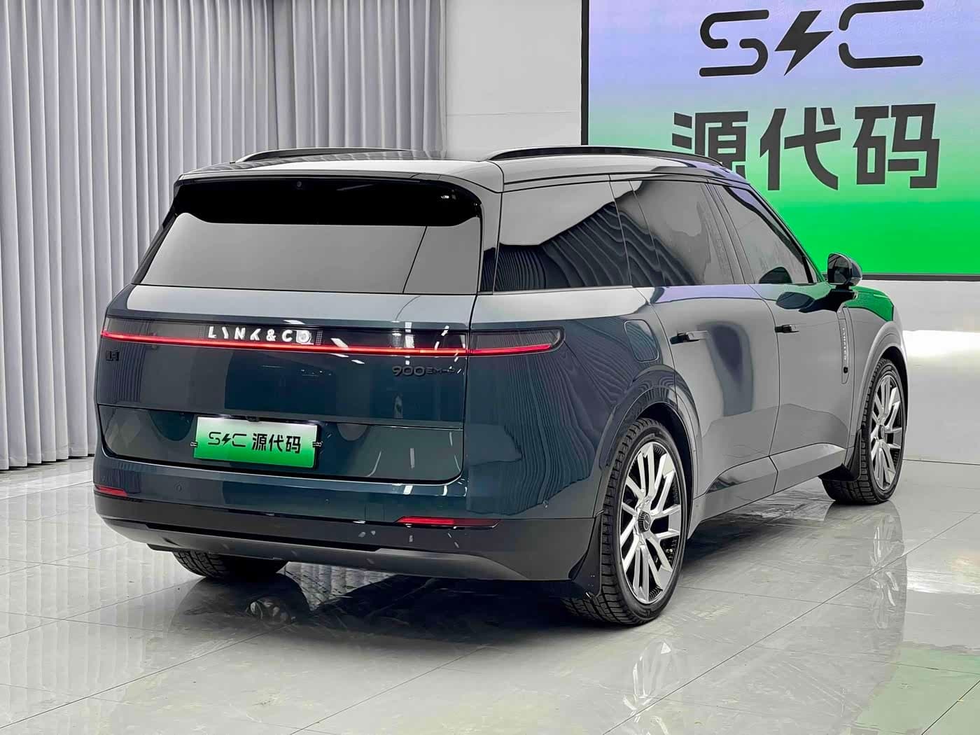 2025 Lynk & Co 900 Blue, 9,000 km, China export – photo 15