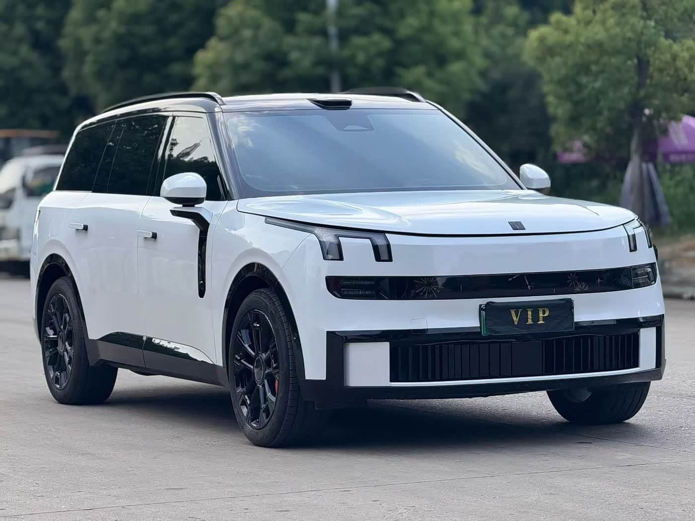 2025 Lynk & Co 900 White, 16,000 km, China export – photo 3