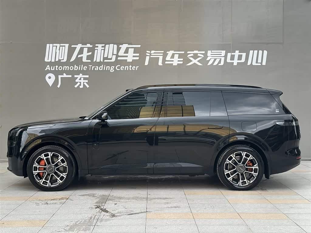 2025 Lynk & Co 900 Black, 22,300 km, China export – photo 3