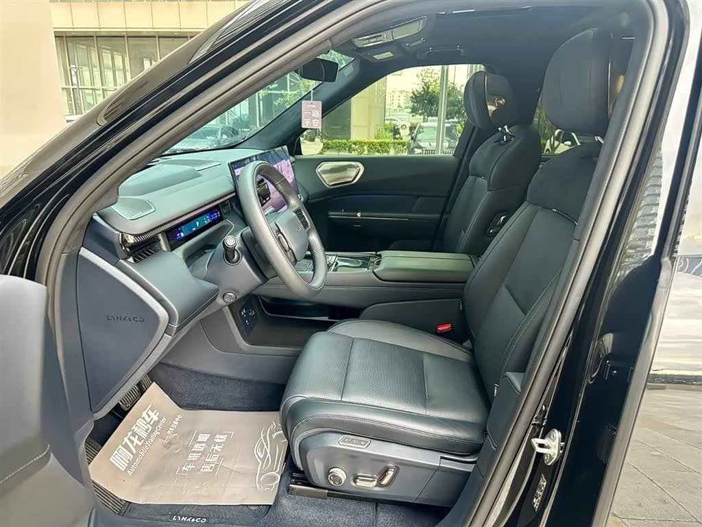 2025 Lynk & Co 900 Black, 22,300 km, China export – photo 11