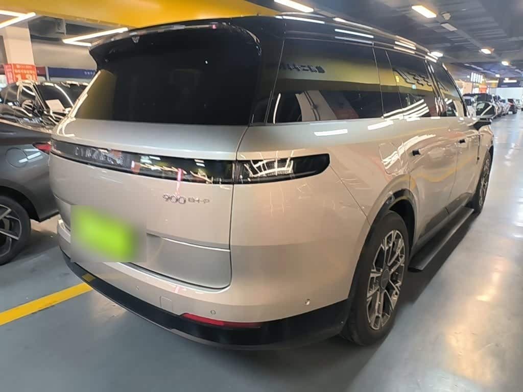 2025 Lynk & Co 900 Silbergrau, 12,700 km, China export – photo 7