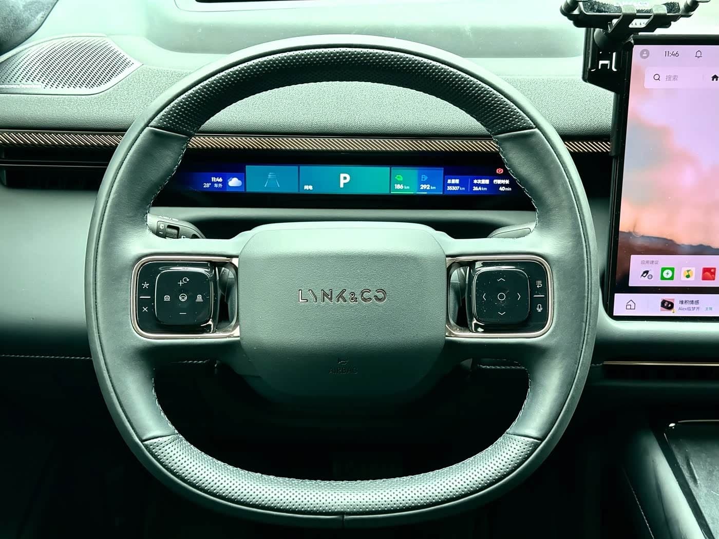 2025 Lynk & Co 900 Silbergrau, 35,000 km, China export – photo 8