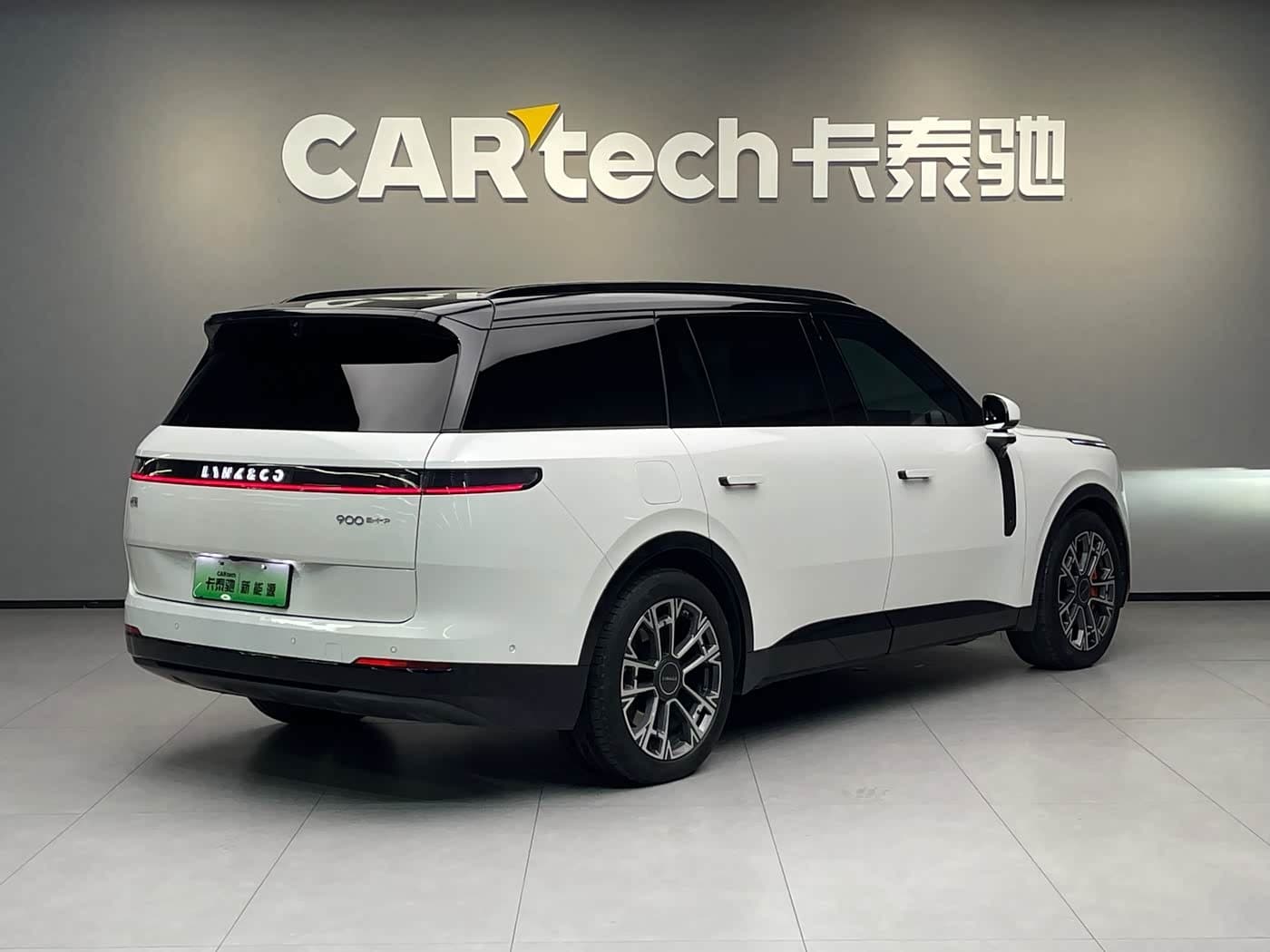 2025 Lynk & Co 900 White, 15,000 km, China export – photo 4