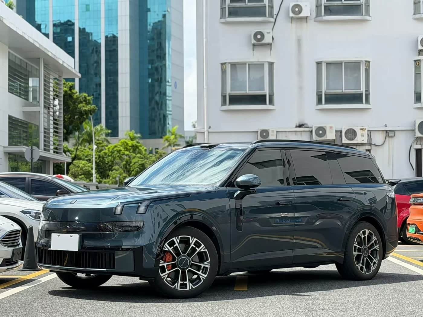 2025 Lynk & Co 900 Blue, 9,000 km, China export – photo 10