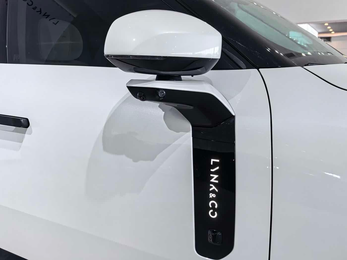 2025 Lynk & Co 900 White, 19,000 km, China export – photo 10