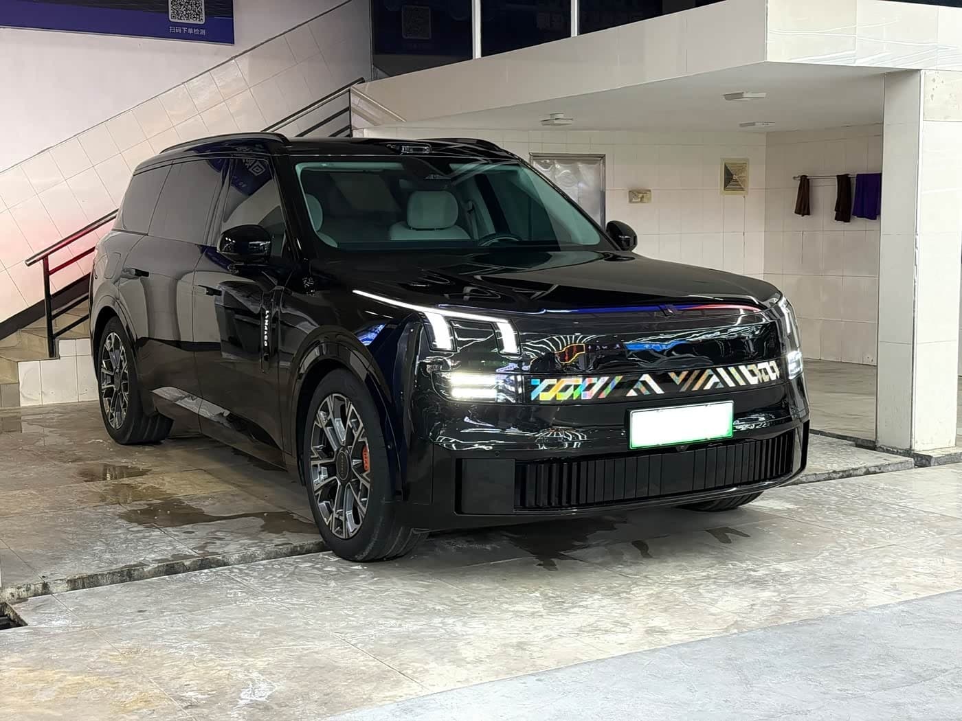 2025 Lynk & Co 900 Black, 10,000 km, China export – photo 3