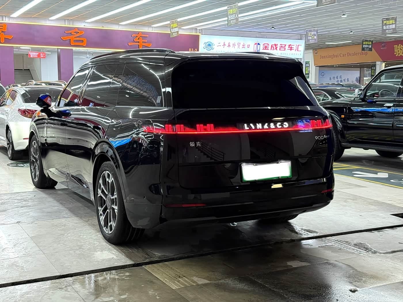 2025 Lynk & Co 900 Black, 10,000 km, China export – photo 4