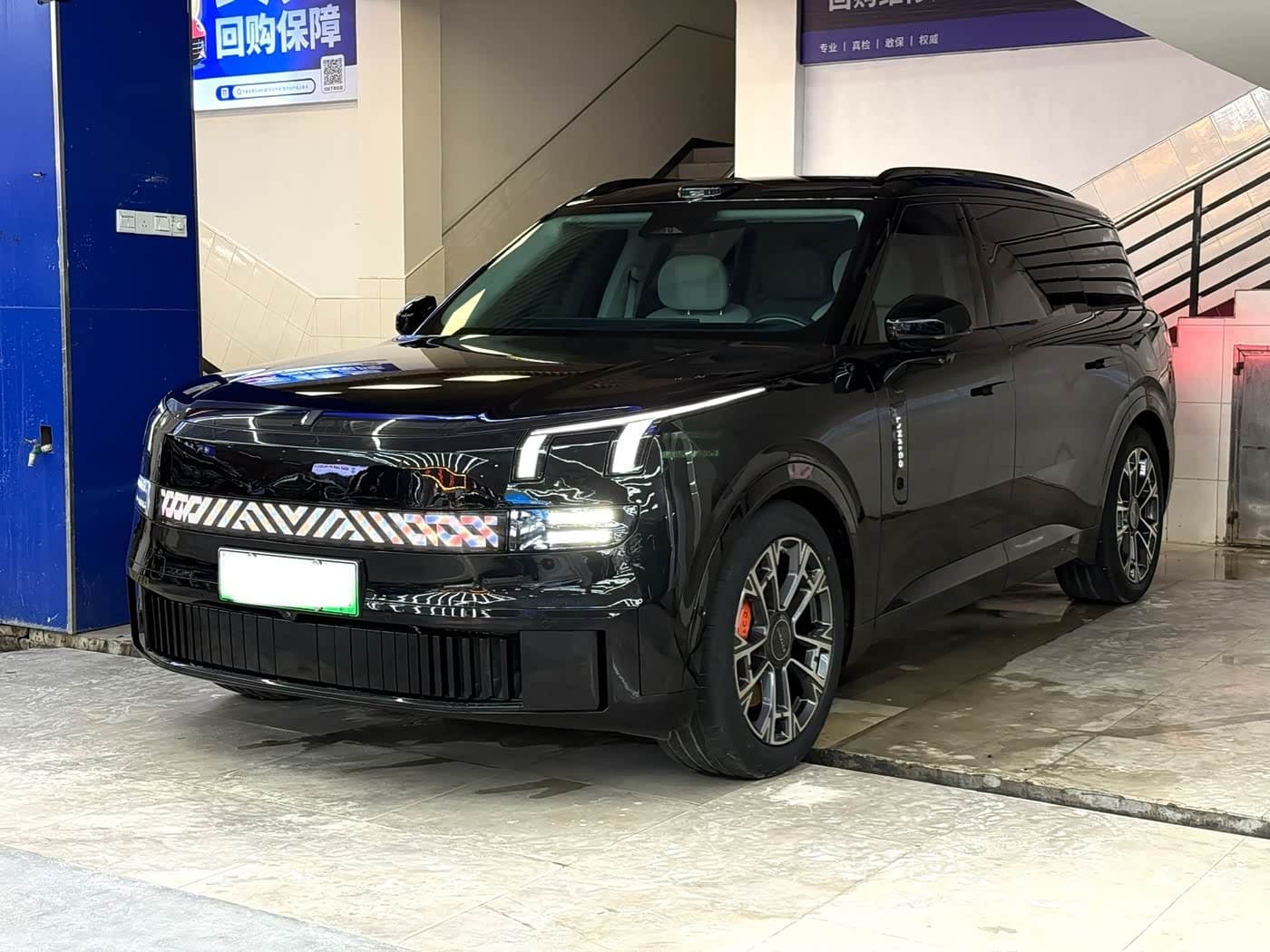 2025 Lynk & Co 900 Black, 10,000 km, China export – photo 1