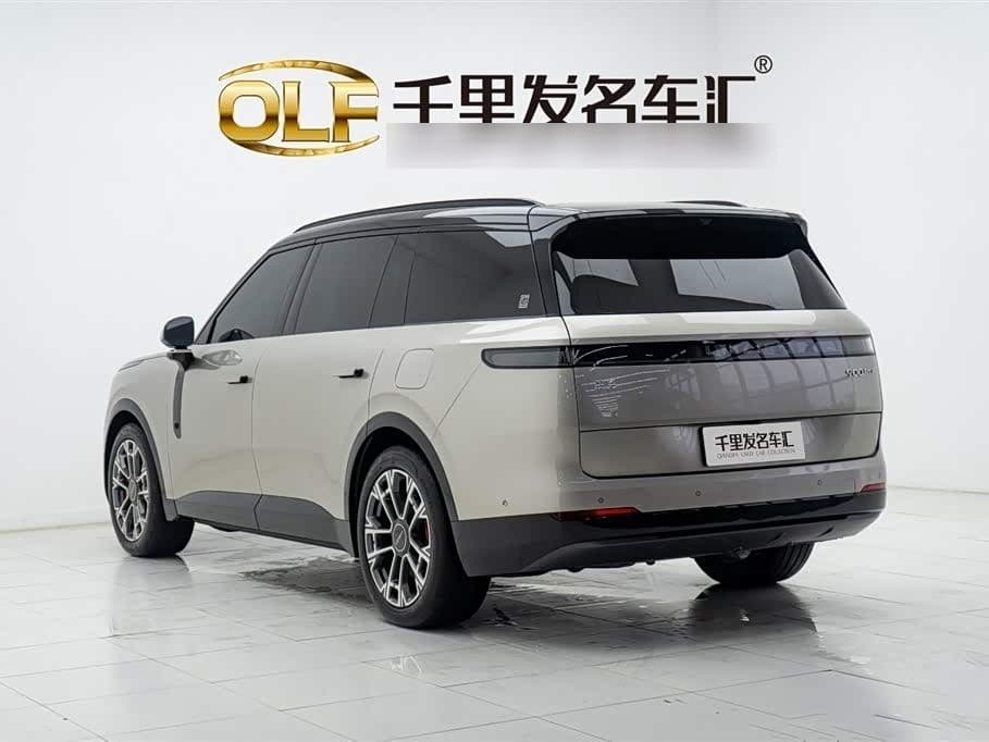 2025 Lynk & Co 900 Champagne, 15,600 km, China export – photo 4