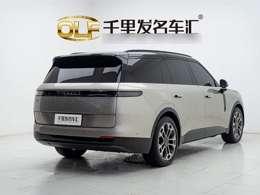 2025 Lynk & Co 900 Champagne, 15,600 km, China export – photo 6