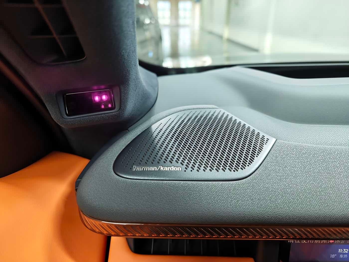 2025 Lynk & Co 900 Silbergrau, 2,000 km, China export – photo 9