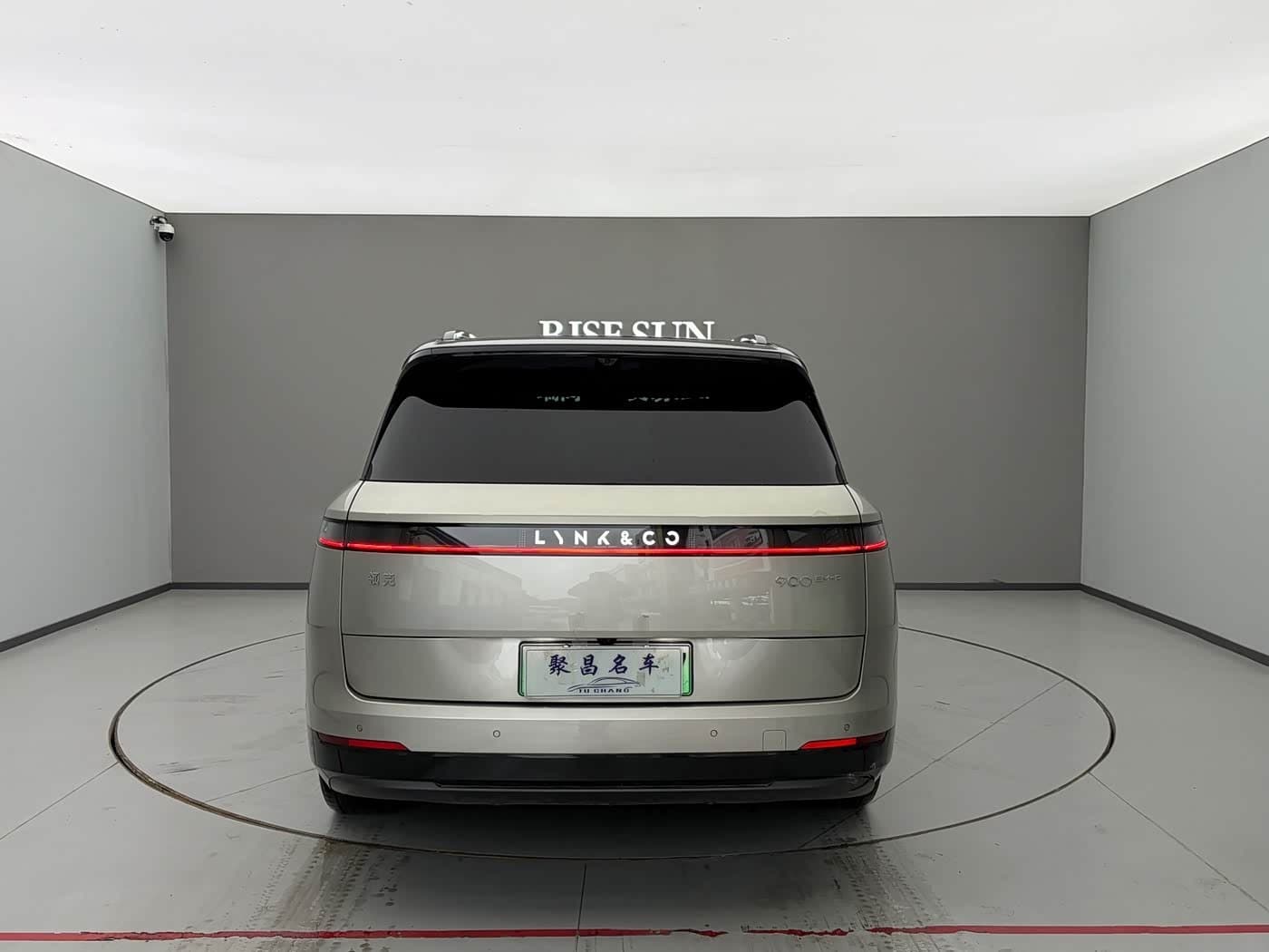 2025 Lynk & Co 900 Silbergrau, 11,000 km, China export – photo 15