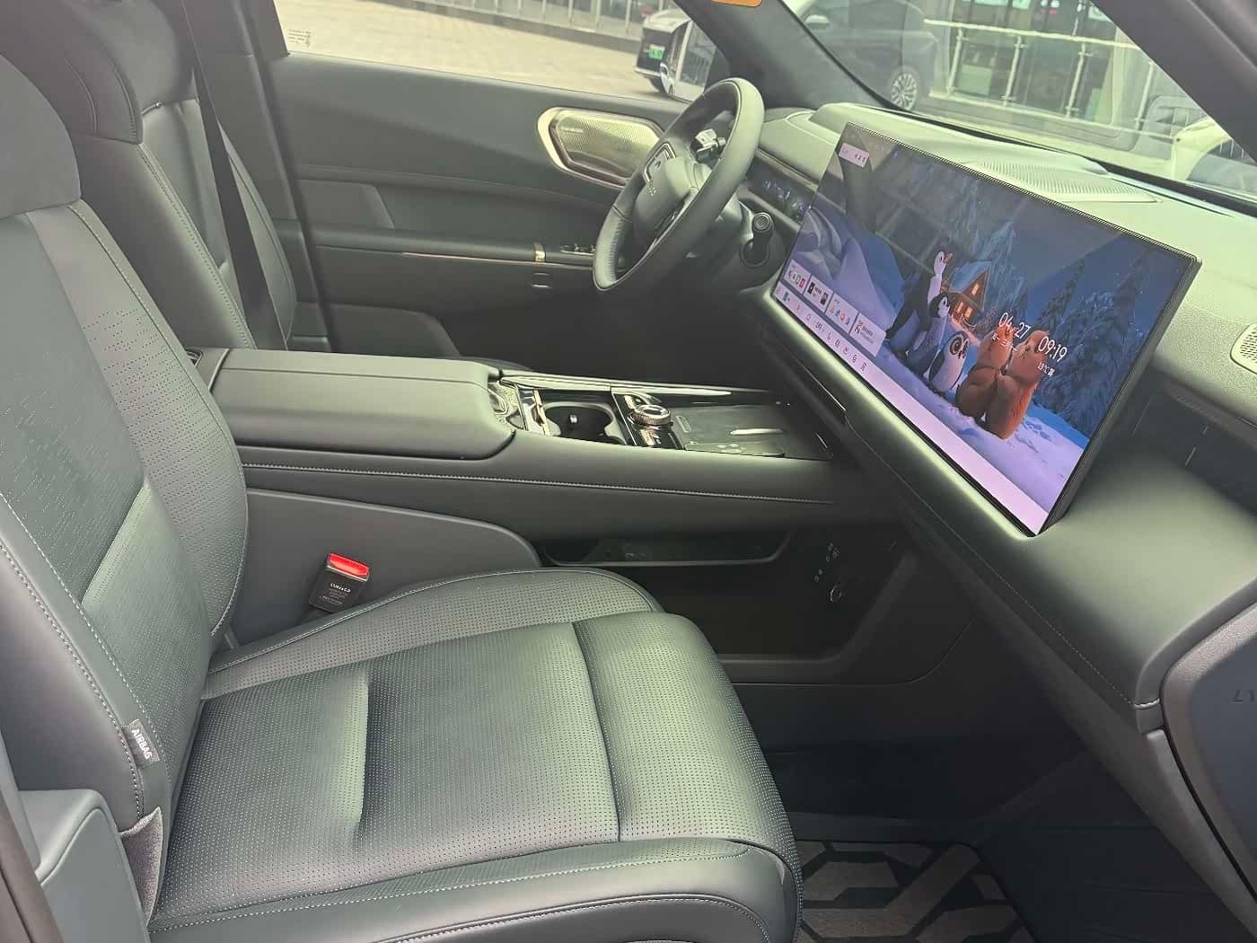 2025 Lynk & Co 900 Black, 16,000 km, China export – photo 11