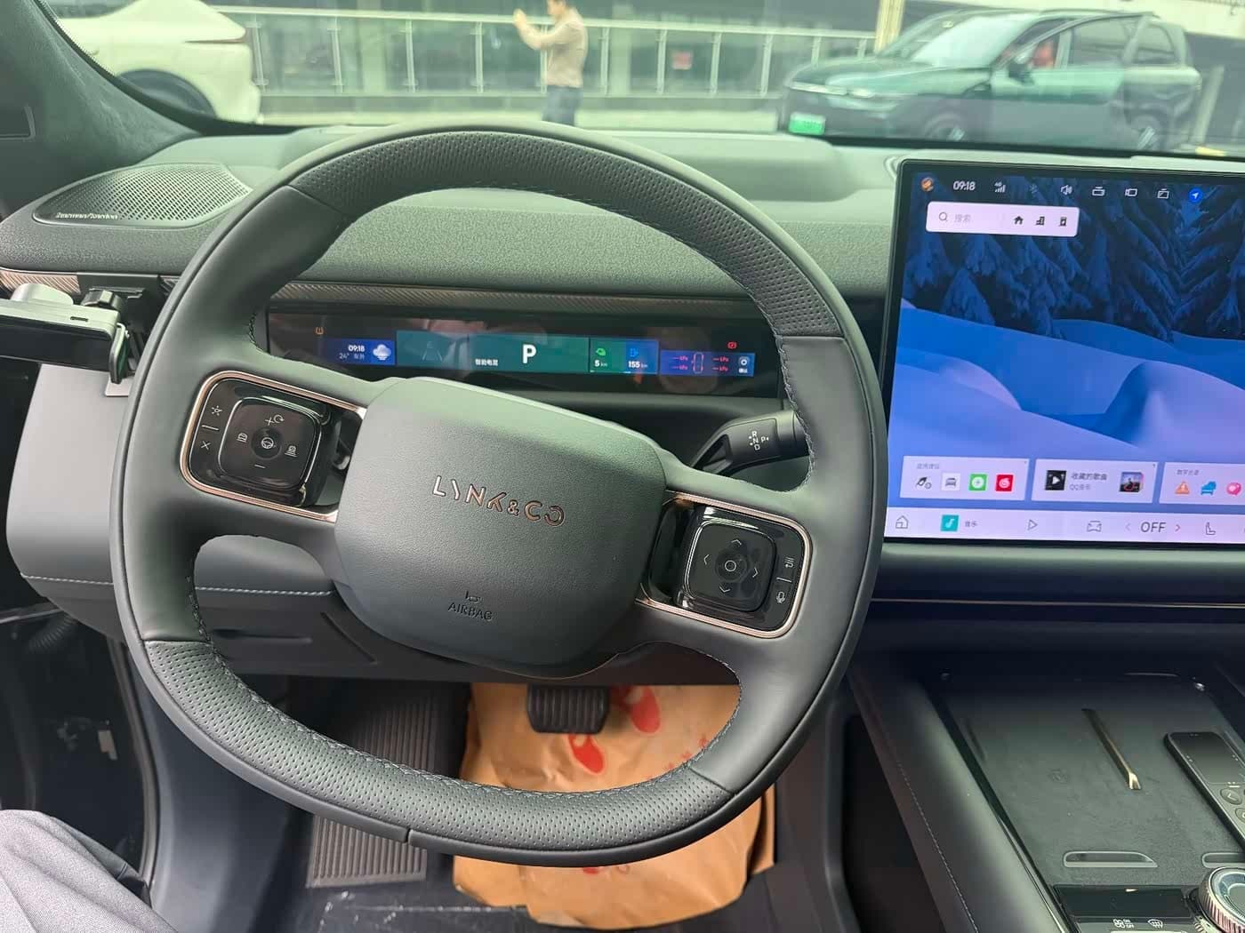 2025 Lynk & Co 900 Black, 16,000 km, China export – photo 8