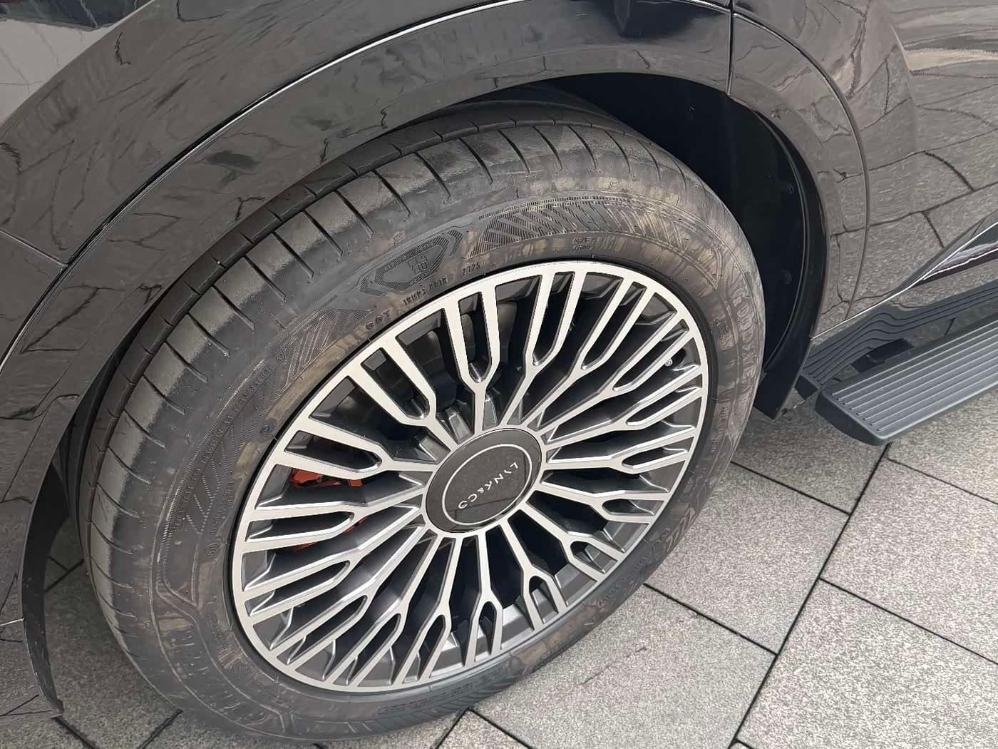2025 Lynk & Co 900 Black, 16,000 km, China export – photo 20