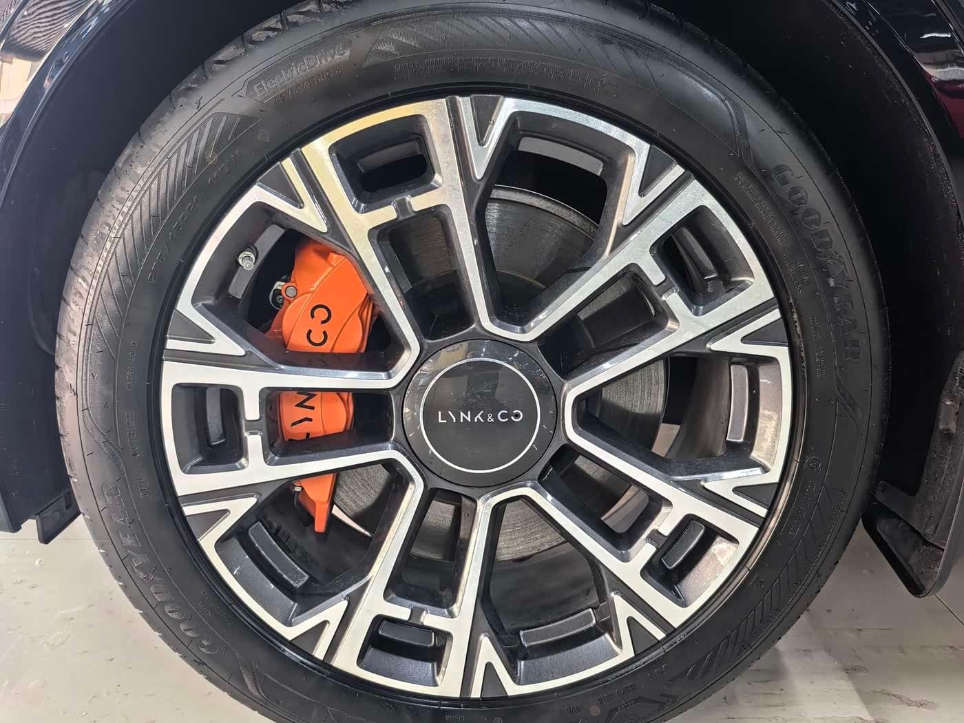 2025 Lynk & Co 900 Black, 13,000 km, China export – photo 11