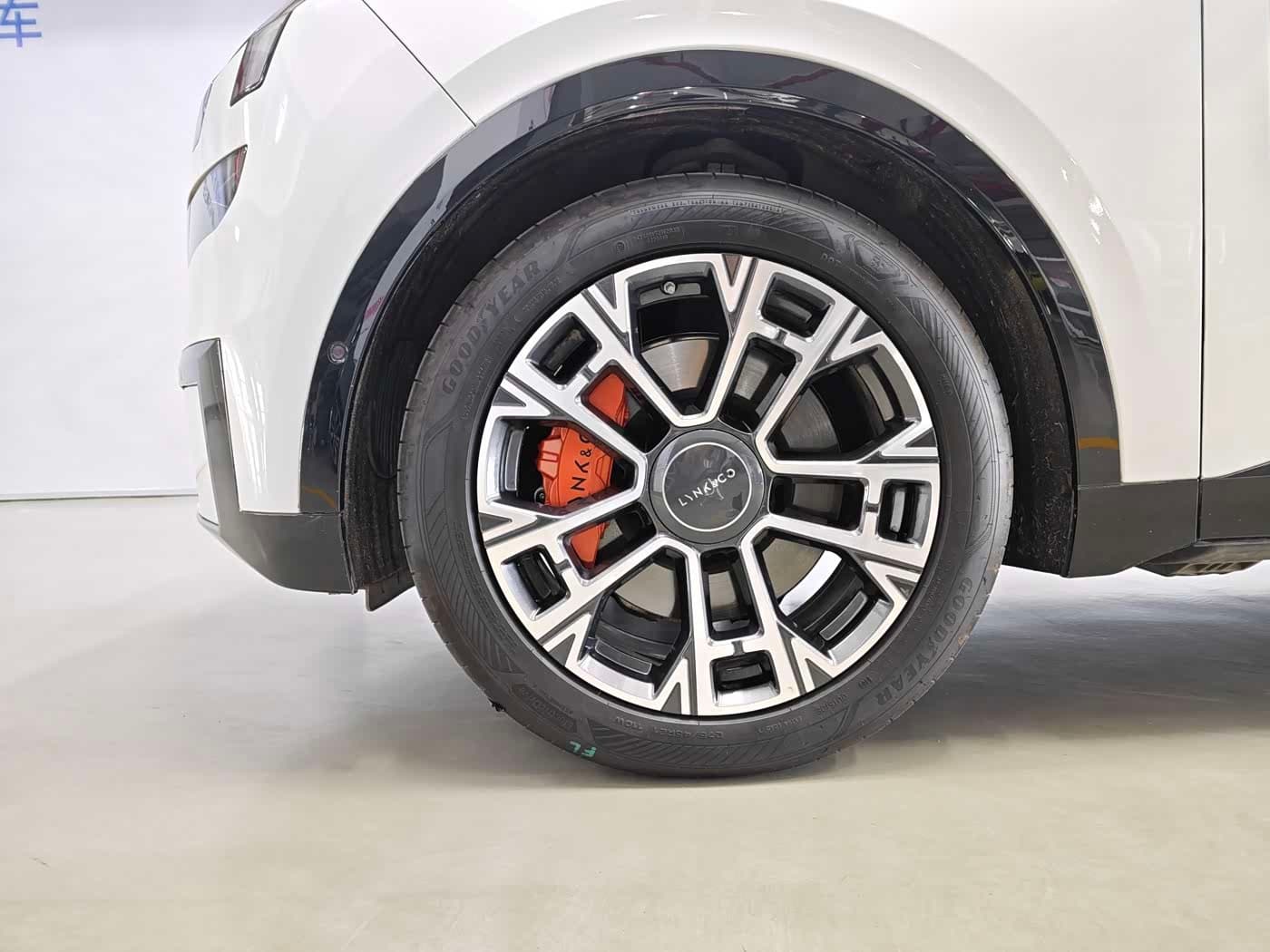 2025 Lynk & Co 900 White, 20,000 km, China export – photo 14