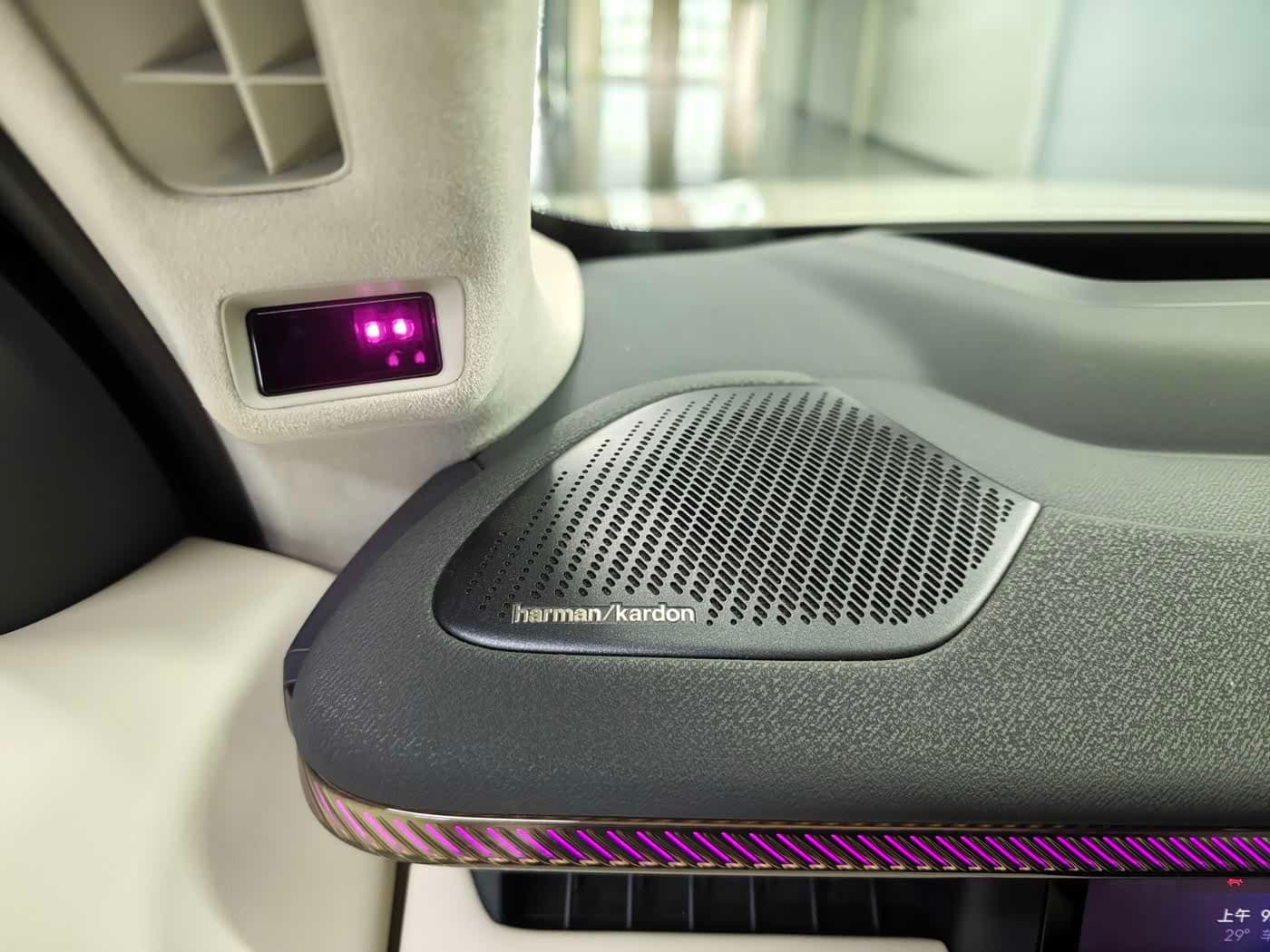 2025 Lynk & Co 900 White, 20,000 km, China export – photo 10