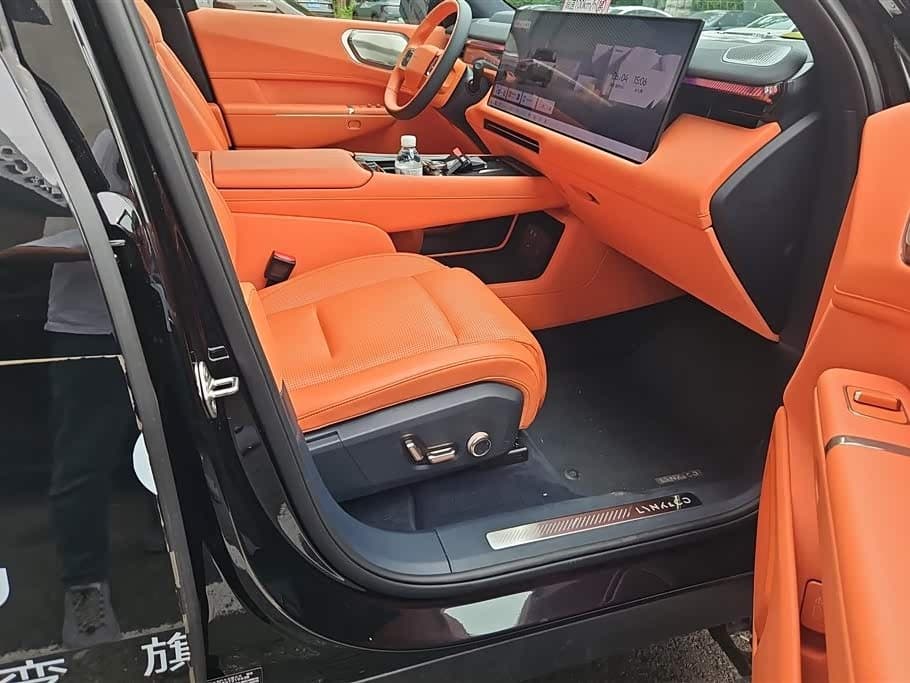 2025 Lynk & Co 900 Black, 7,800 km, China export – photo 8