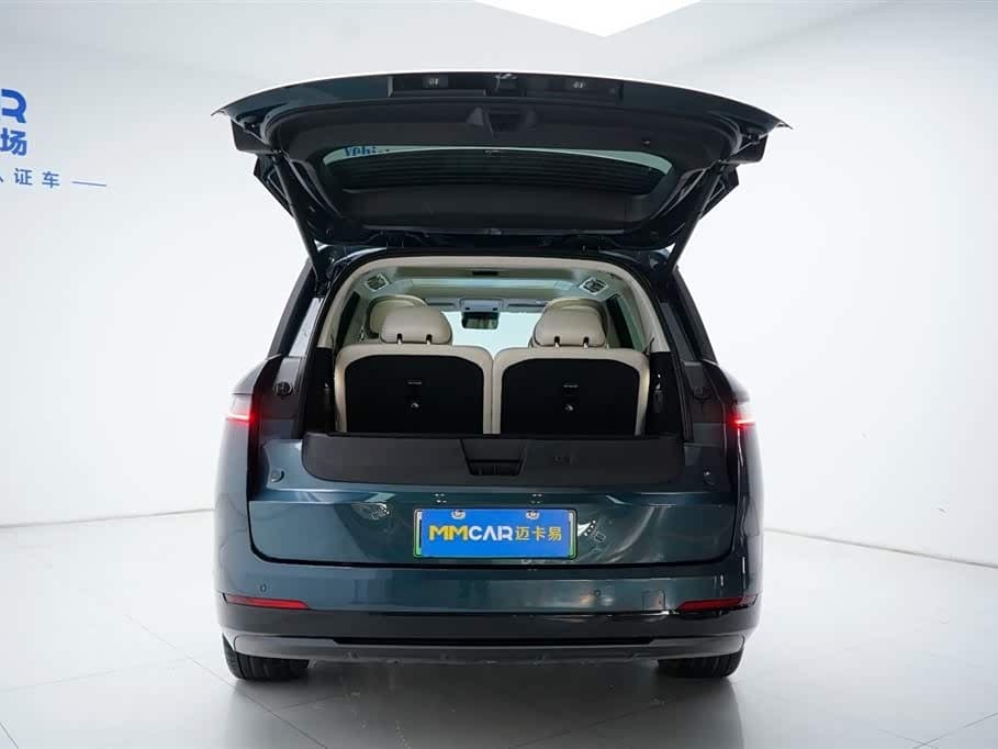 2025 Lynk & Co 900 Blue, 6,000 km, China export – photo 11