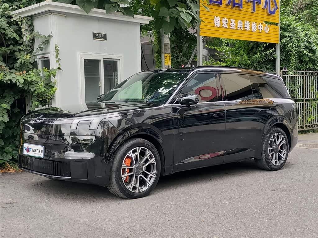 2025 Lynk & Co 900 Black, 38,000 km, China export – photo 1