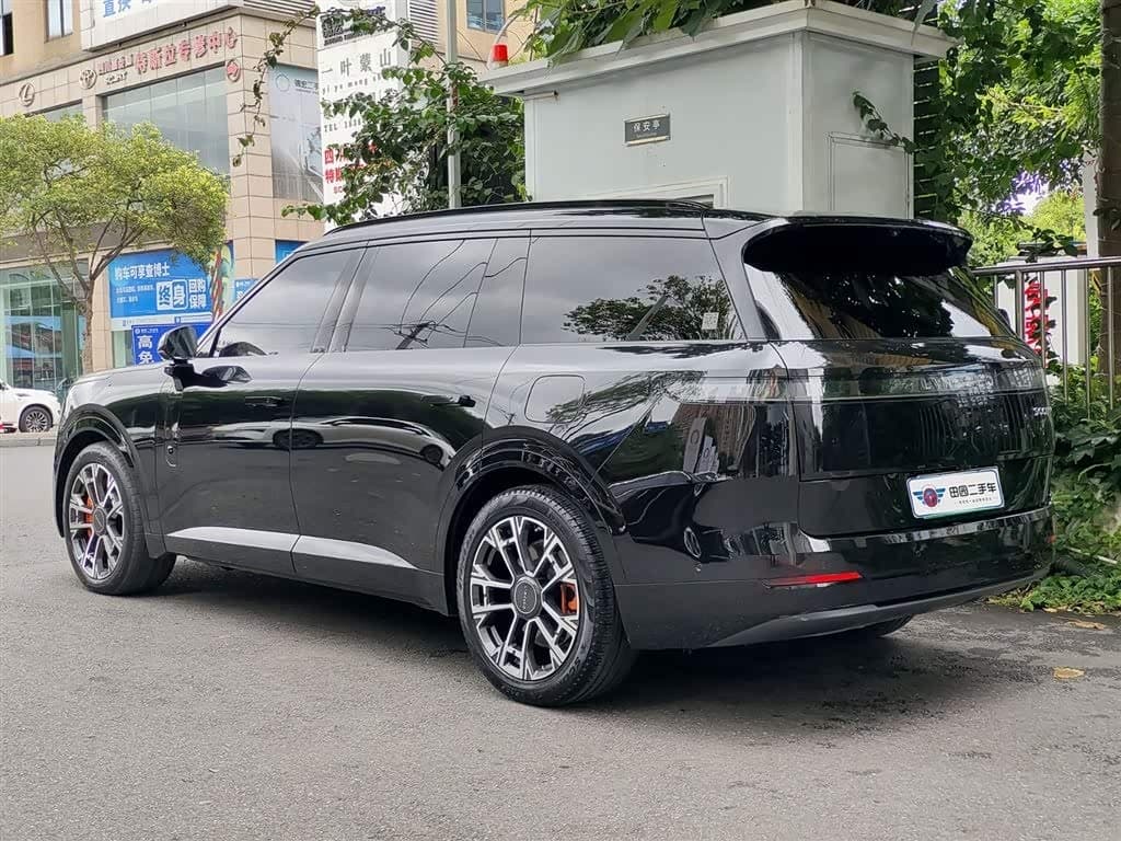 2025 Lynk & Co 900 Black, 38,000 km, China export – photo 4
