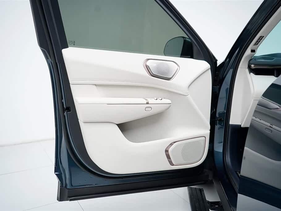 2025 Lynk & Co 900 Blue, 6,000 km, China export – photo 12