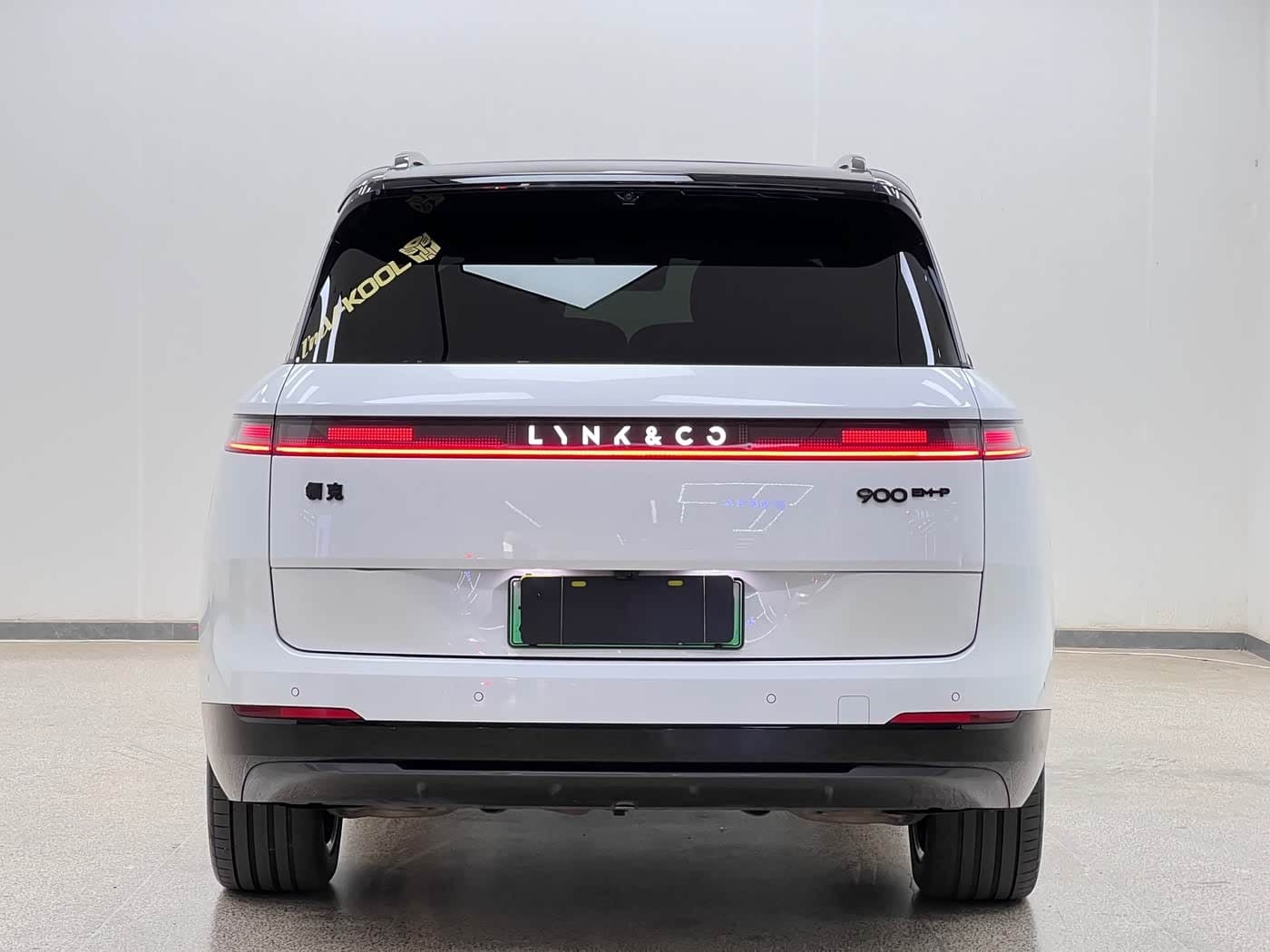 2025 Lynk & Co 900 White, 33,800 km, China export – photo 6