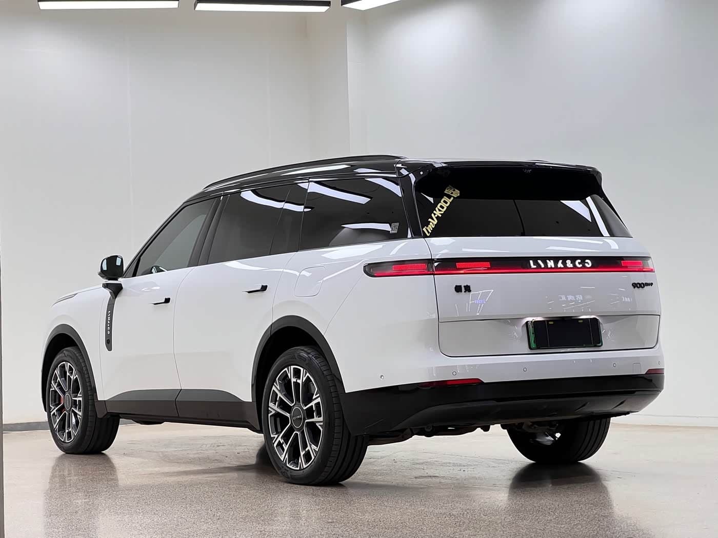 2025 Lynk & Co 900 White, 33,800 km, China export – photo 5