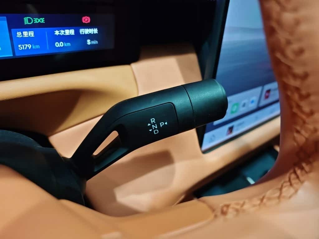 2025 Lynk & Co 900 Black, 5,100 km, China export – photo 14