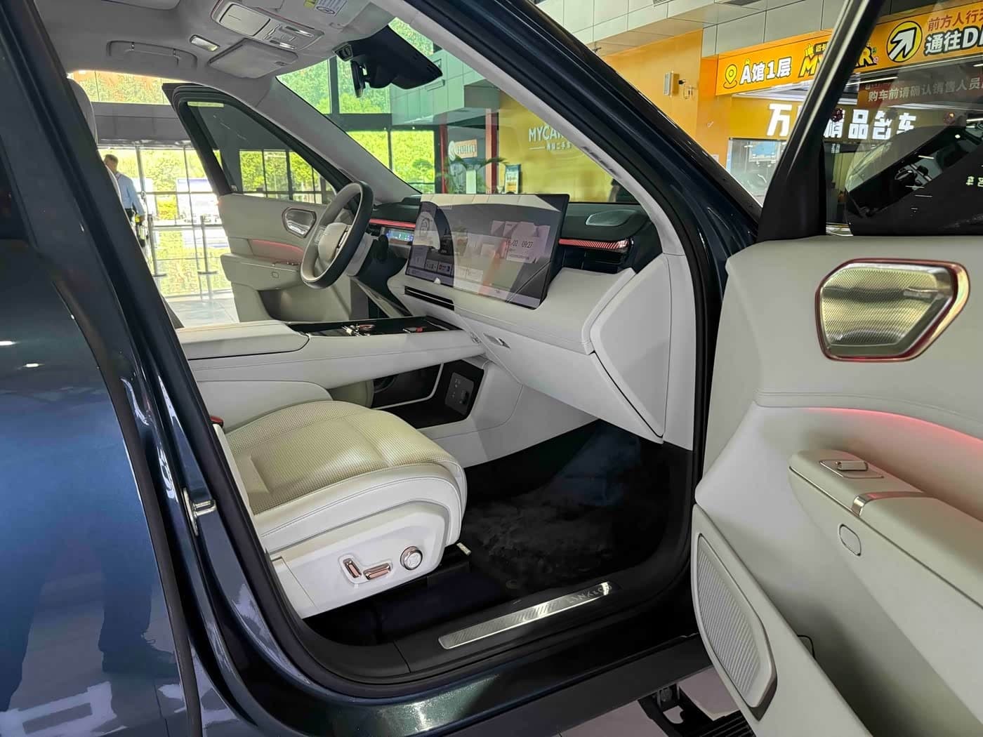 2025 Lynk & Co 900 Green, 16,000 km, China export – photo 19