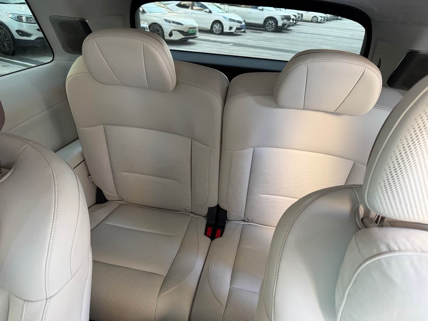 2025 Lynk & Co 900 Black, 14,000 km, China export – photo 6