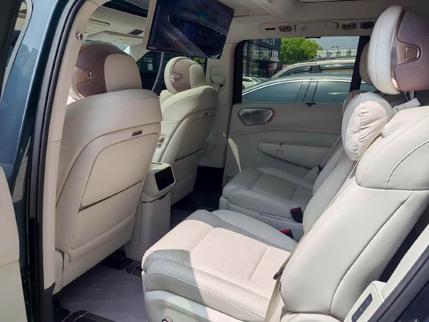2025 Lynk & Co 900 Green, 10,000 km, China export – photo 16