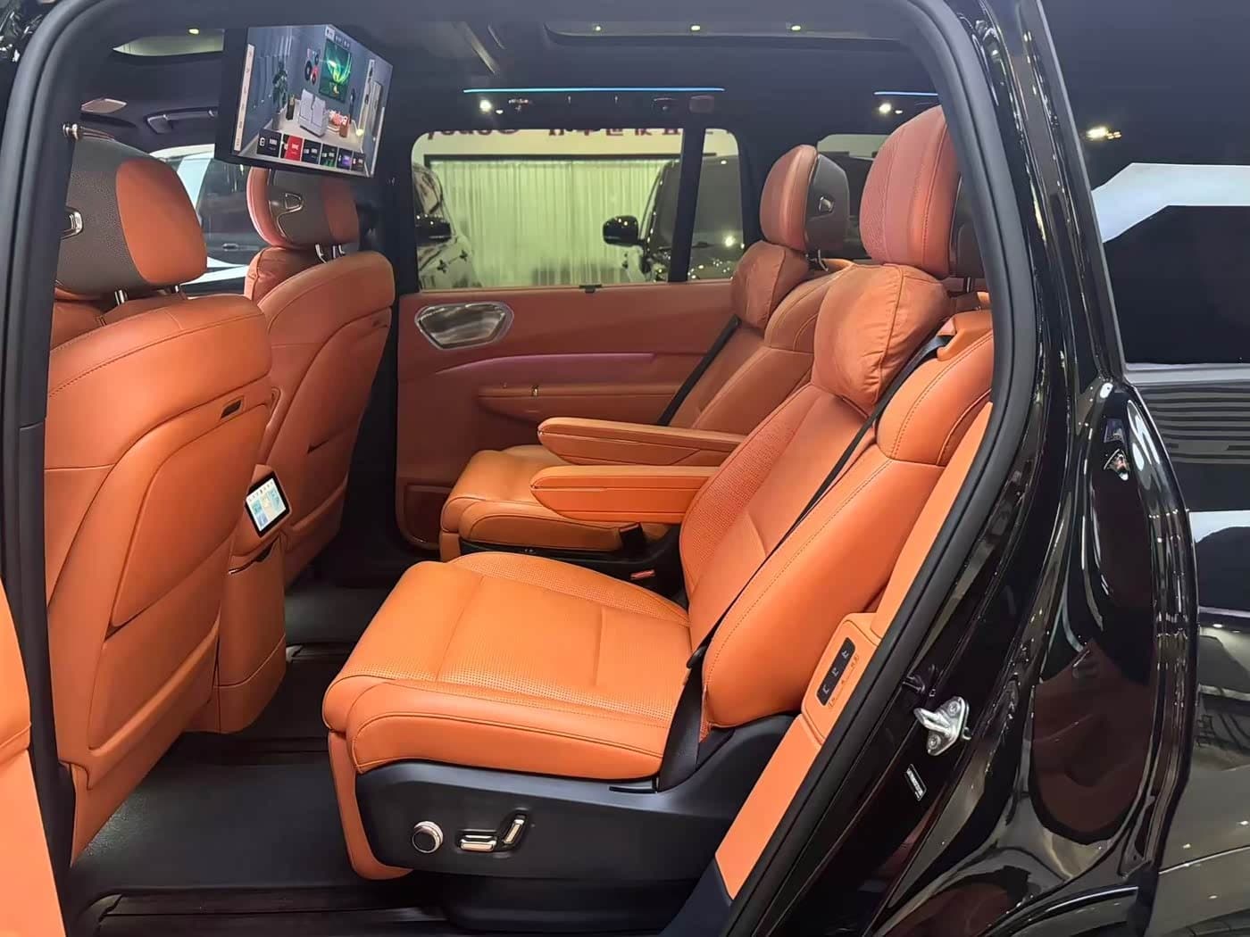 2025 Lynk & Co 900 Black, 12,000 km, China export – photo 7