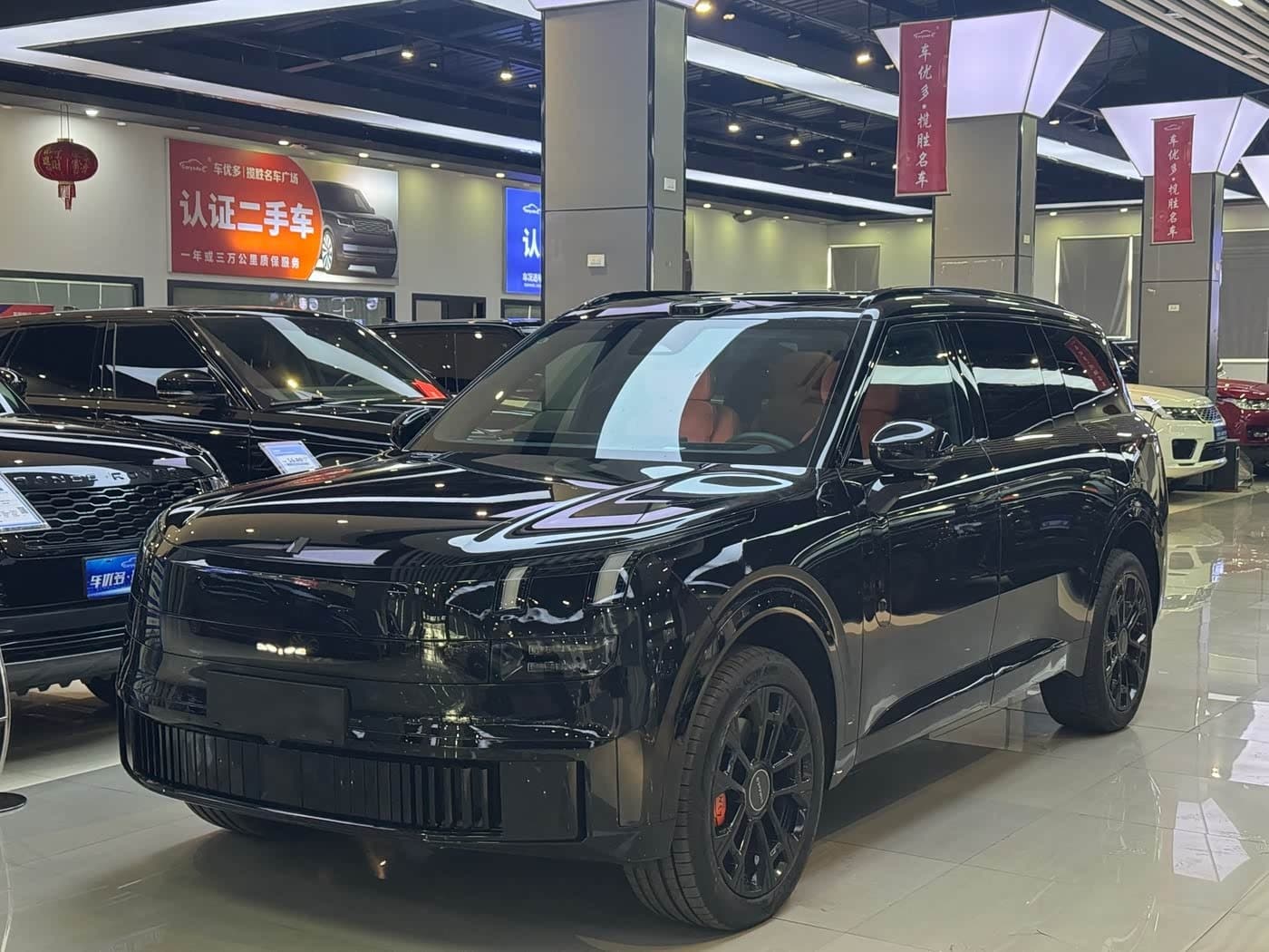 2025 Lynk & Co 900 Black, 12,000 km, China export – photo 1