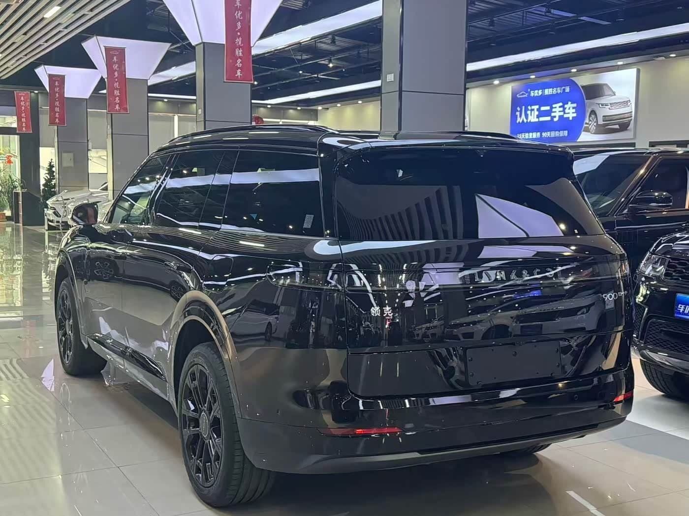 2025 Lynk & Co 900 Black, 12,000 km, China export – photo 13