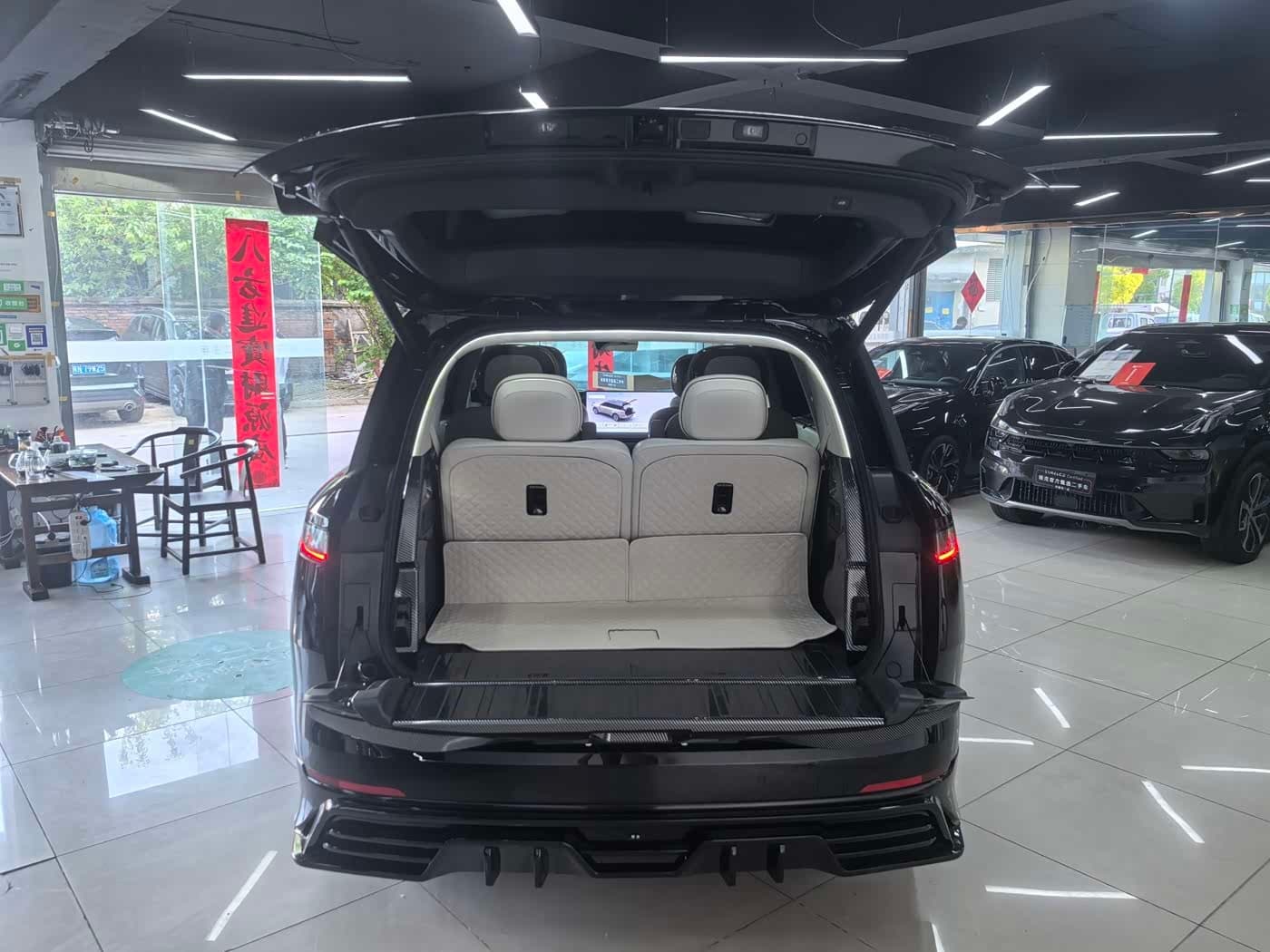 2025 Lynk & Co 900 Black, 22,000 km, China export – photo 15