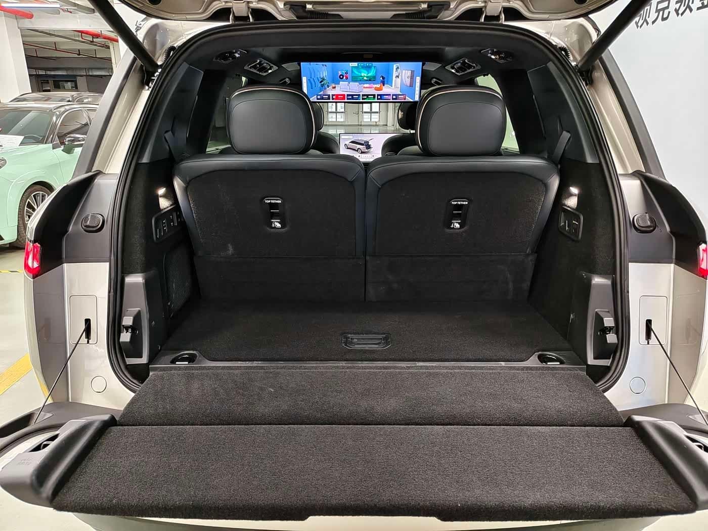 2025 Lynk & Co 900 Gris Plata, 8,000 km, China export – photo 17
