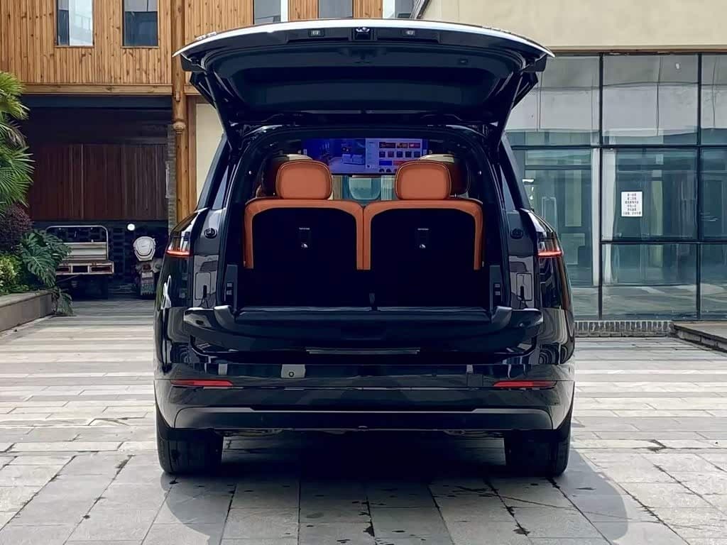 2025 Lynk & Co 900 Black, 17,300 km, China export – photo 19