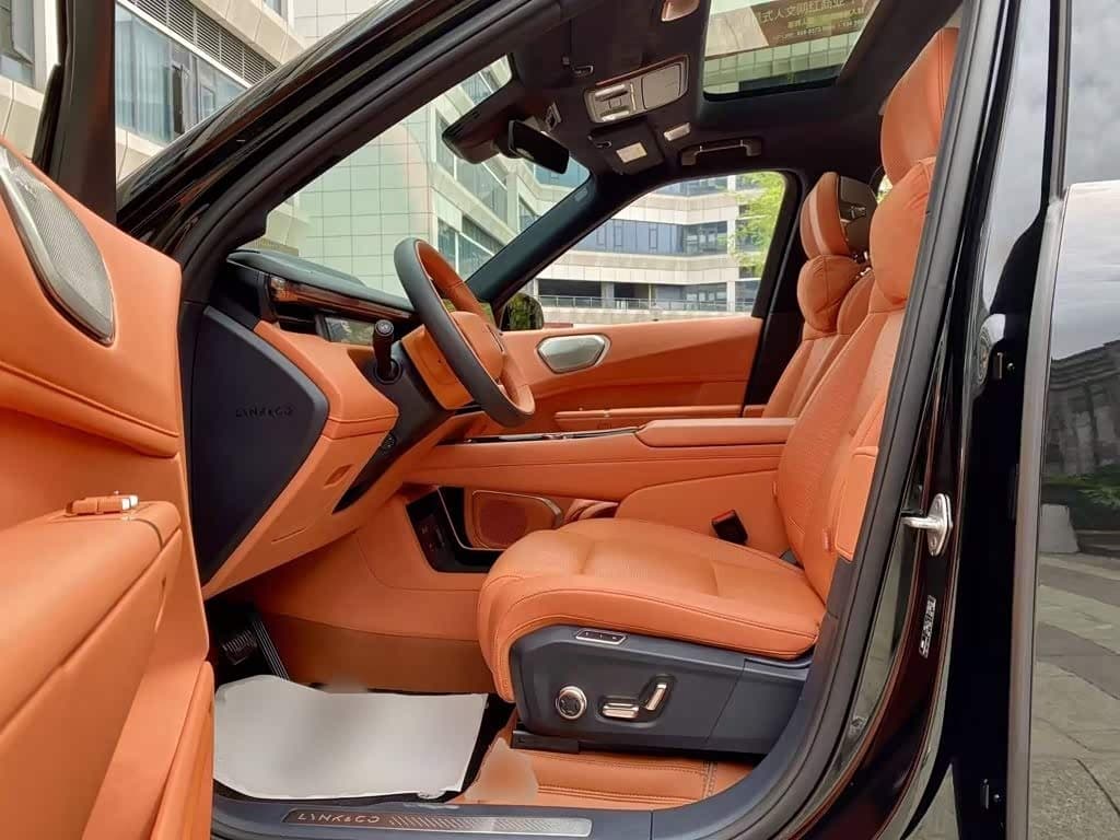 2025 Lynk & Co 900 Black, 17,300 km, China export – photo 15