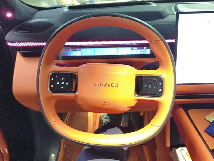 2025 Lynk & Co 900 Black, 19,400 km, China export – photo 15