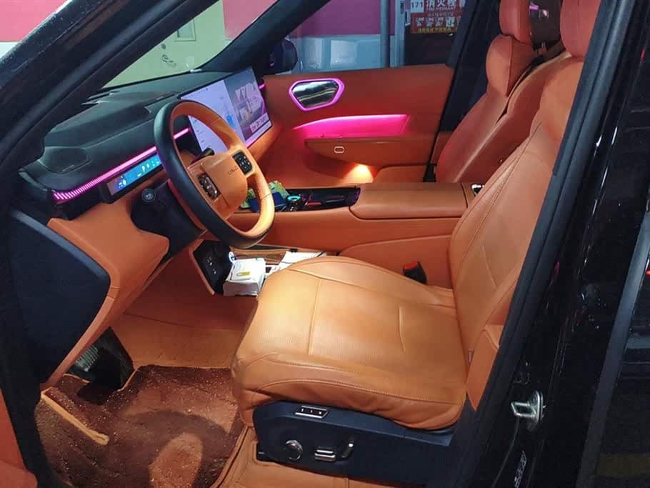 2025 Lynk & Co 900 Black, 19,400 km, China export – photo 9