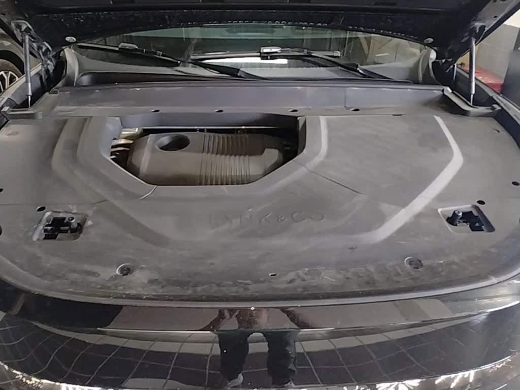 2025 Lynk & Co 900 Black, 27,300 km, China export – photo 16
