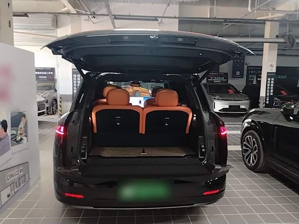 2025 Lynk & Co 900 Black, 27,300 km, China export – photo 15
