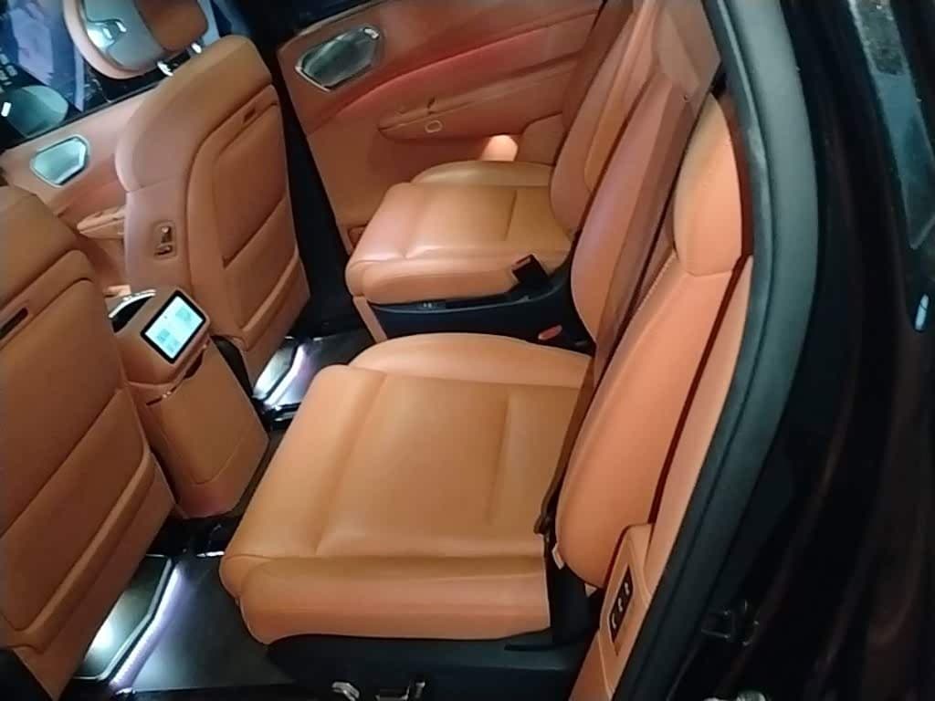 2025 Lynk & Co 900 Black, 27,300 km, China export – photo 13