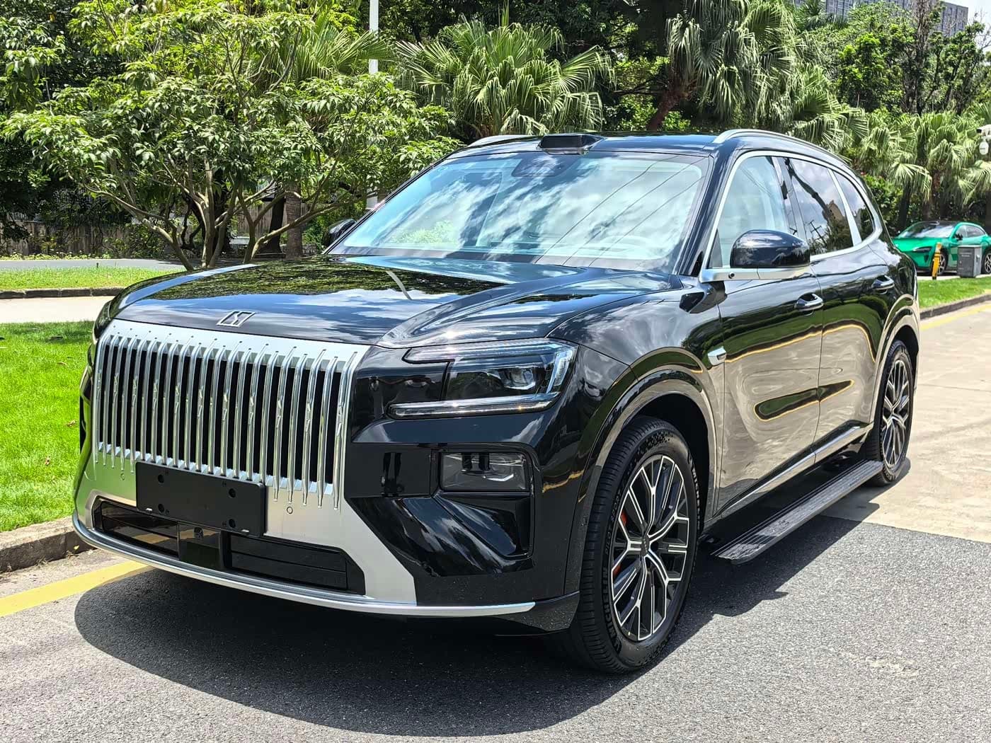 2026 Zeekr 8X Black, 100 km, China export – photo 1